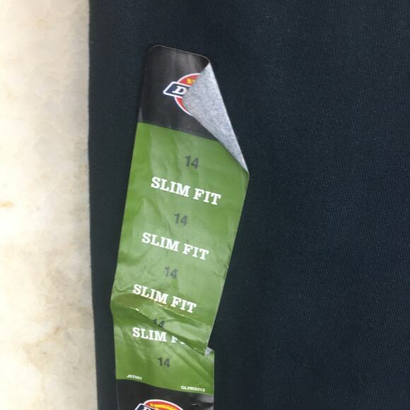 Dickies Navy Blue Flat Front Bermuda Uniform  Shorts Size  14  NWT - Picture 8 of 16